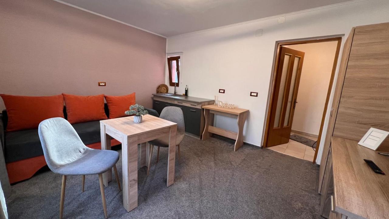 Appartamento Orange House Constanţa Esterno foto